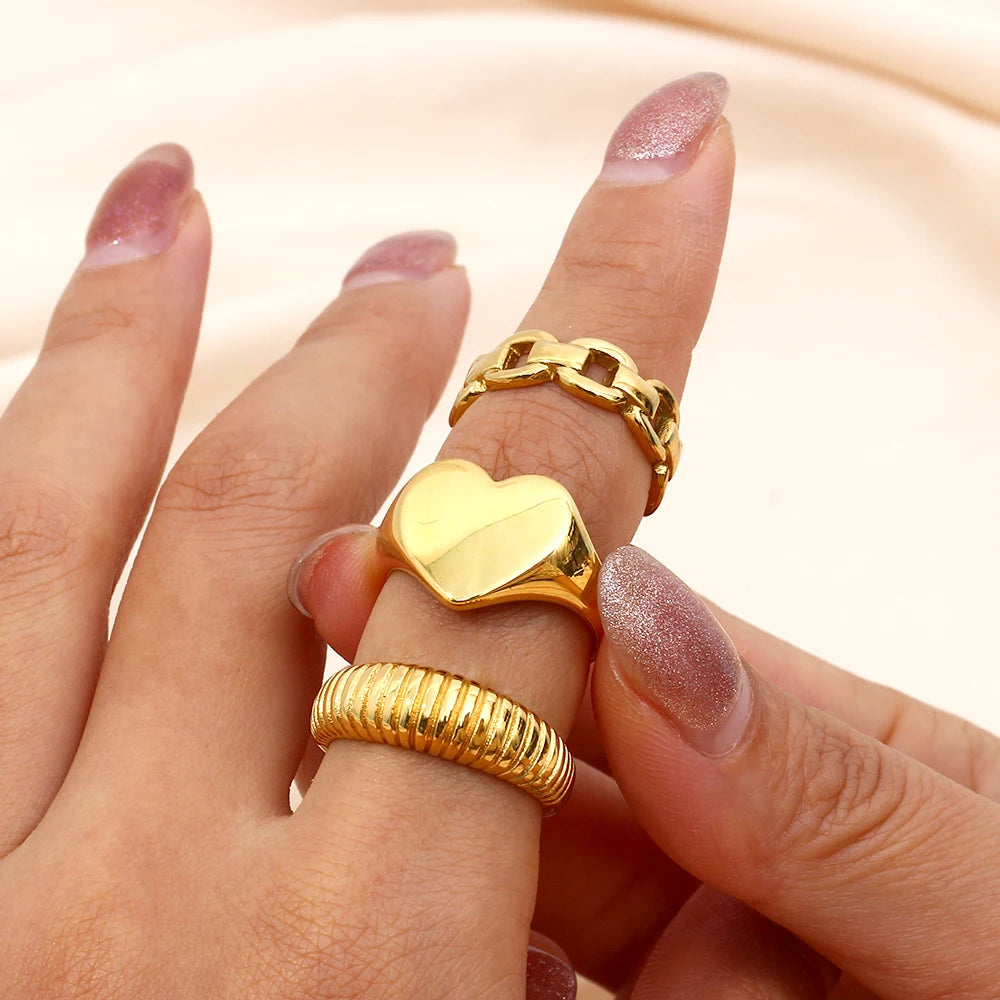 Big Heart Signet Ring