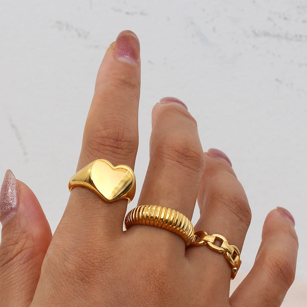 Big Heart Signet Ring
