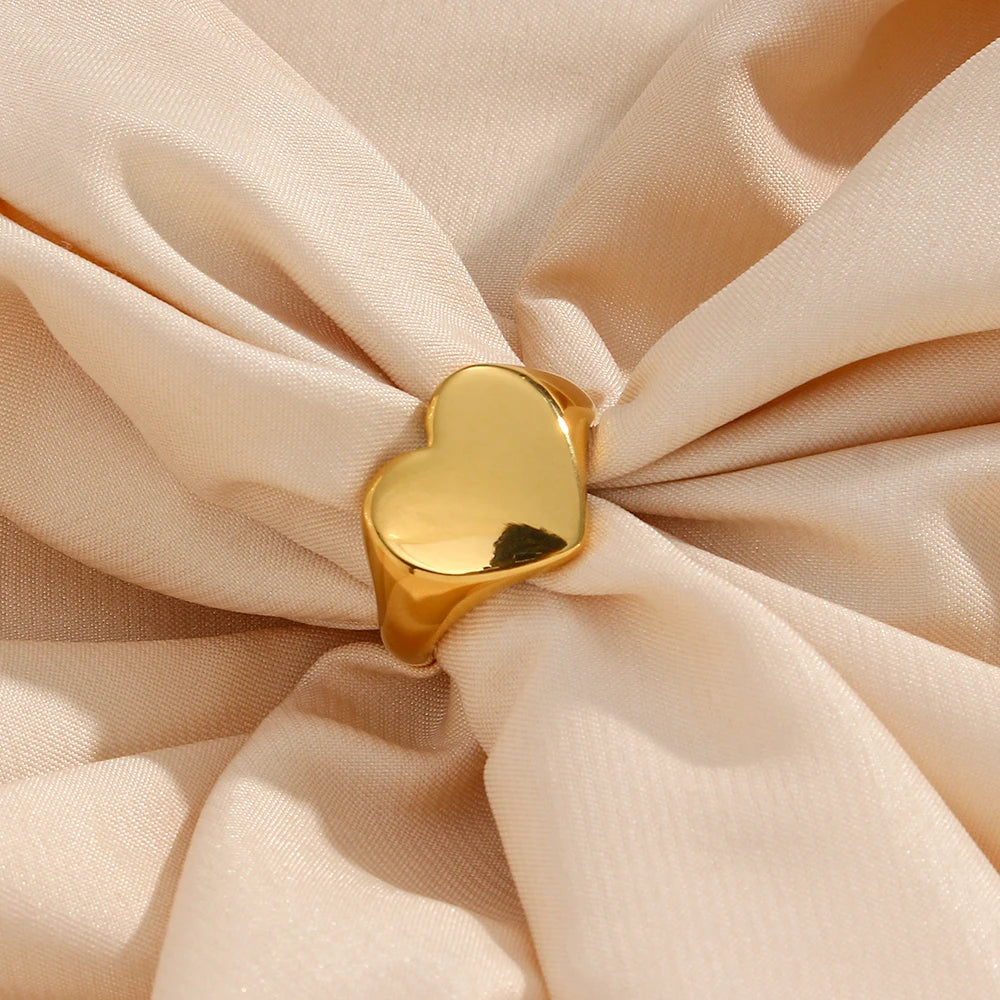 Big Heart Signet Ring