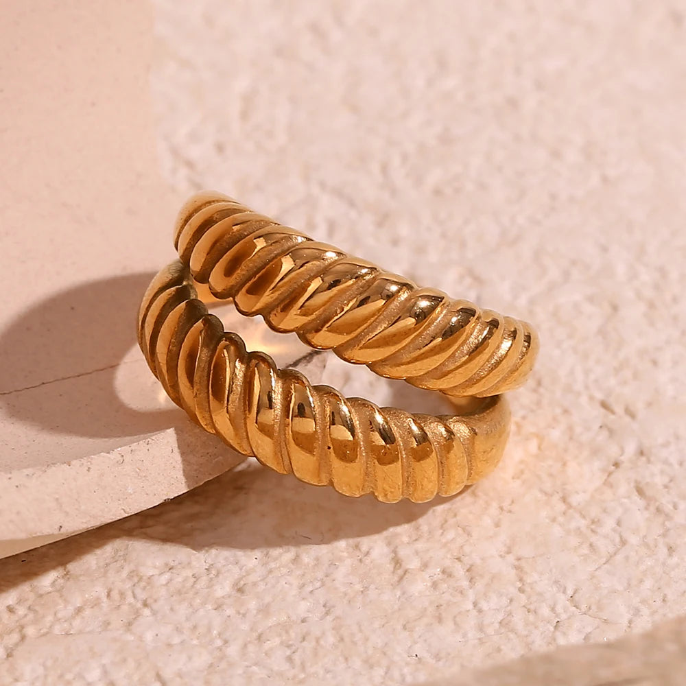 Double Croissant Dome Ring