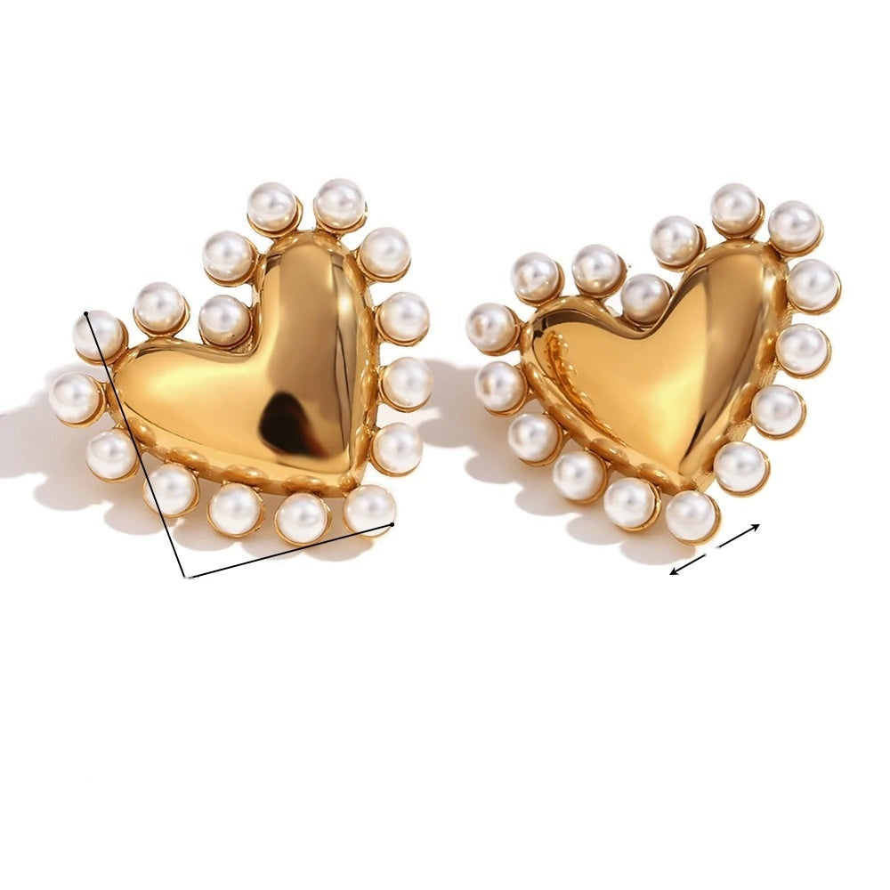Pearl Halo Heart Studs
