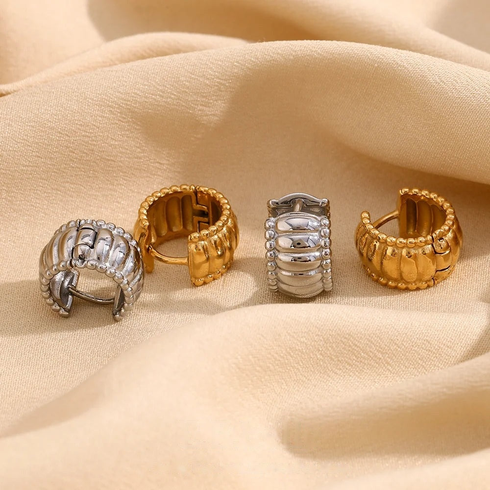 Ribbed Bubble Hoops