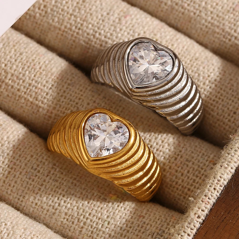 Ribbed Heart Crystal Ring