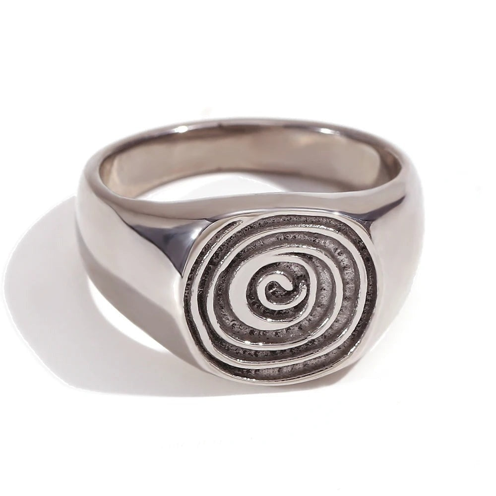Swirl Signet Ring