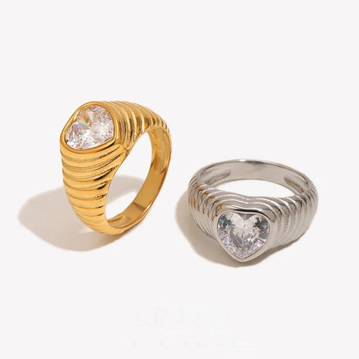 Ribbed Heart Crystal Ring