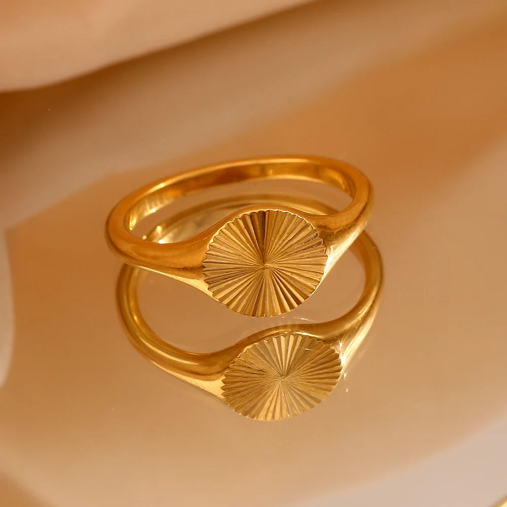 Sunray Signet Ring