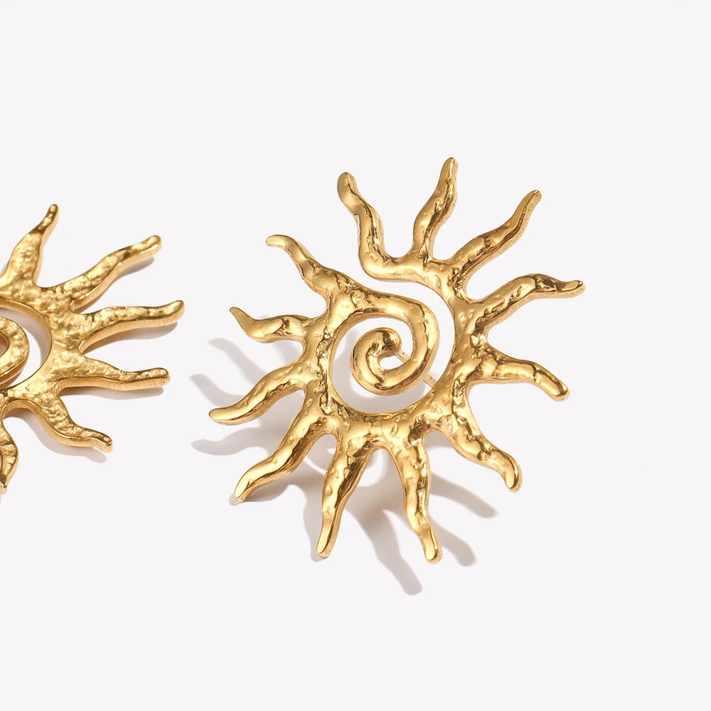 Sunburst Swirl Studs