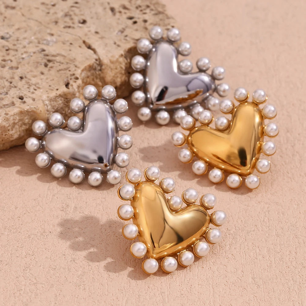 Pearl Halo Heart Studs