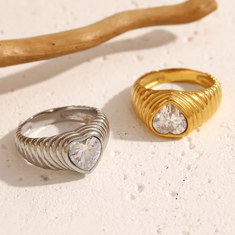 Ribbed Heart Crystal Ring
