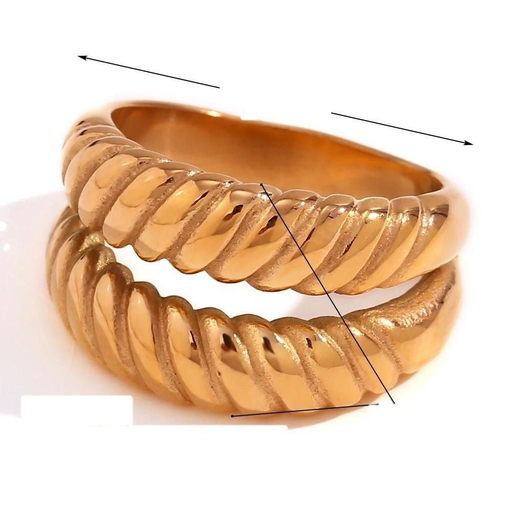 Double Croissant Dome Ring