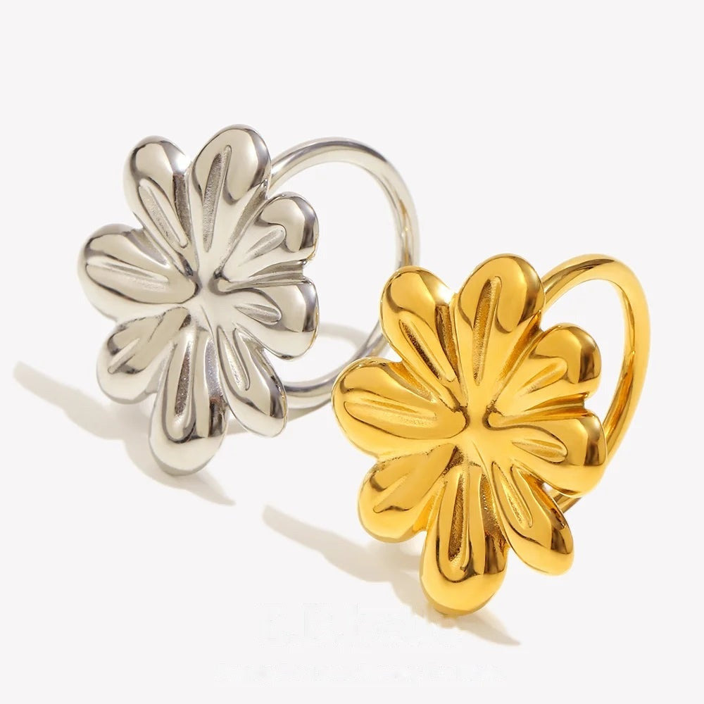 Big Bloom Flower Ring