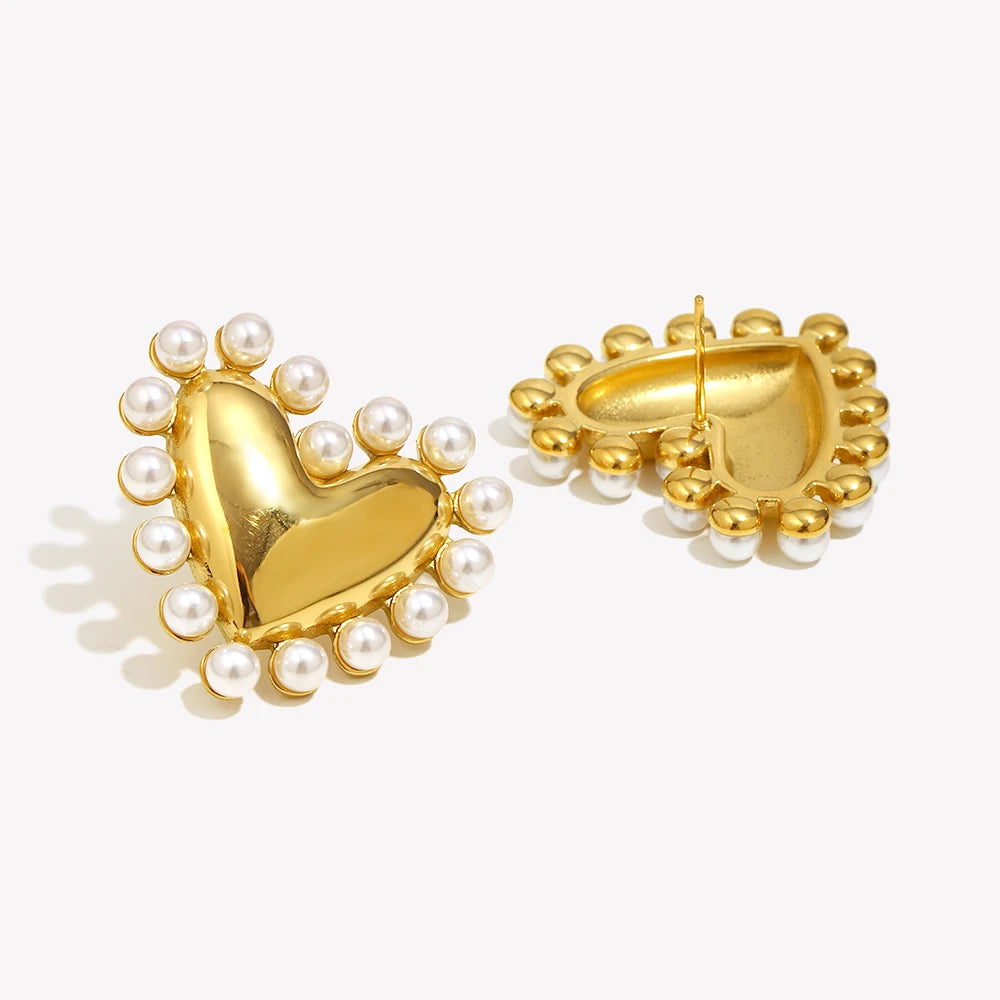 Pearl Halo Heart Studs
